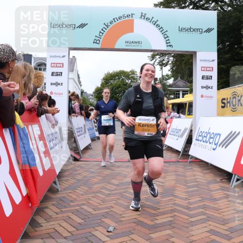 30.08.2026 - Blankeneser Heldenlauf Lena Gebhardt http://msf.ph/oto/10058356 30.08.2026 12:21:57 Ziel 2472, 4092, 4179, 4225, 4379 meine-sportfotos.de