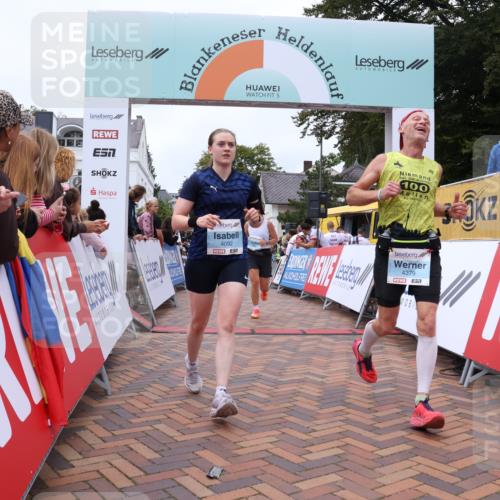 30.08.2026 - Blankeneser Heldenlauf Lena Gebhardt http://msf.ph/oto/10058363 30.08.2026 12:21:58 Ziel 2472, 4092, 4179, 4225, 4379 meine-sportfotos.de