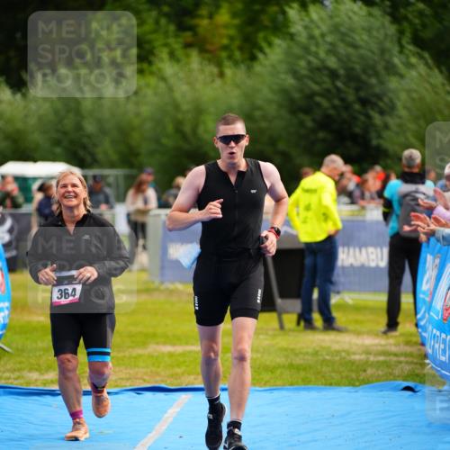 30.08.2026 - Elbe Triathlon Hamburg LAZAROV Photography http://msf.ph/oto/10058365 30.08.2026 11:27:43 Ziel 364, 1074 meine-sportfotos.de