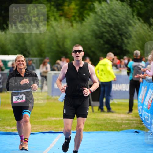 30.08.2026 - Elbe Triathlon Hamburg LAZAROV Photography http://msf.ph/oto/10058366 30.08.2026 11:27:43 Ziel 364, 1074 meine-sportfotos.de