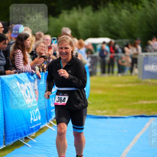 30.08.2026 - Elbe Triathlon Hamburg LAZAROV Photography http://msf.ph/oto/10058375 30.08.2026 11:27:45 Ziel 364, 1074 meine-sportfotos.de