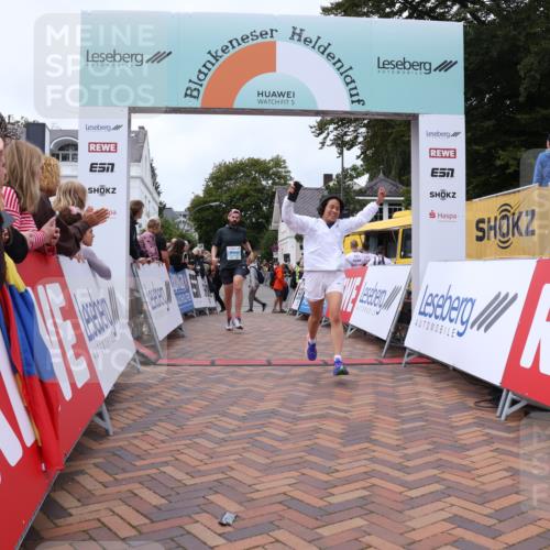 30.08.2026 - Blankeneser Heldenlauf Lena Gebhardt http://msf.ph/oto/10058395 30.08.2026 12:22:06 Ziel 2793, 4225, 4329 meine-sportfotos.de