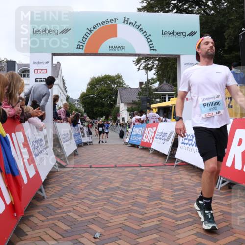 30.08.2026 - Blankeneser Heldenlauf Lena Gebhardt http://msf.ph/oto/10058436 30.08.2026 12:22:17 Ziel 4270, 4322 meine-sportfotos.de
