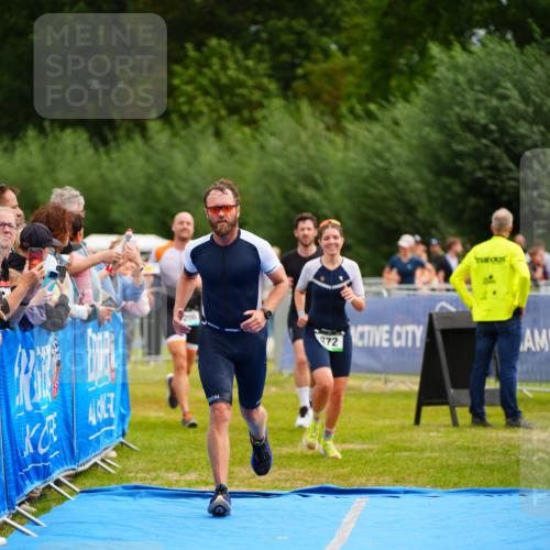 30.08.2026 - Elbe Triathlon Hamburg LAZAROV Photography http://msf.ph/oto/10058438 30.08.2026 11:28:28 Ziel 715, 872, 1206, 1233 meine-sportfotos.de