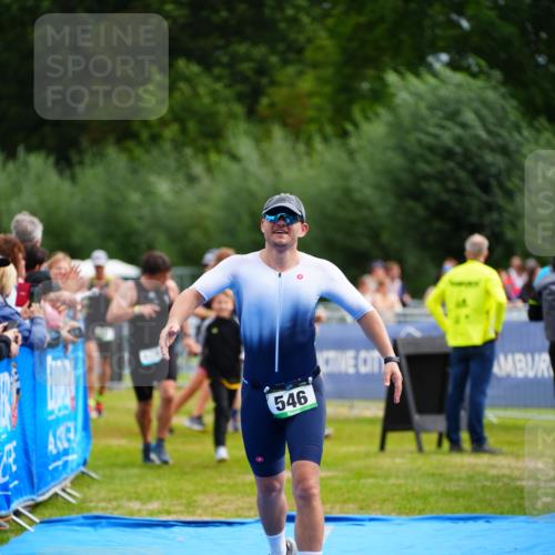 30.08.2026 - Elbe Triathlon Hamburg LAZAROV Photography http://msf.ph/oto/10058489 30.08.2026 11:28:48 Ziel 546, 763, 1115, 1191 meine-sportfotos.de