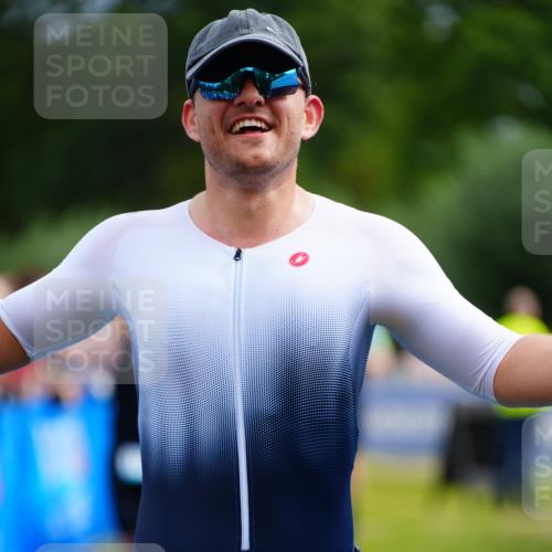 30.08.2026 - Elbe Triathlon Hamburg LAZAROV Photography http://msf.ph/oto/10058500 30.08.2026 11:28:51 Ziel 409, 546, 763, 1115, 1191 meine-sportfotos.de