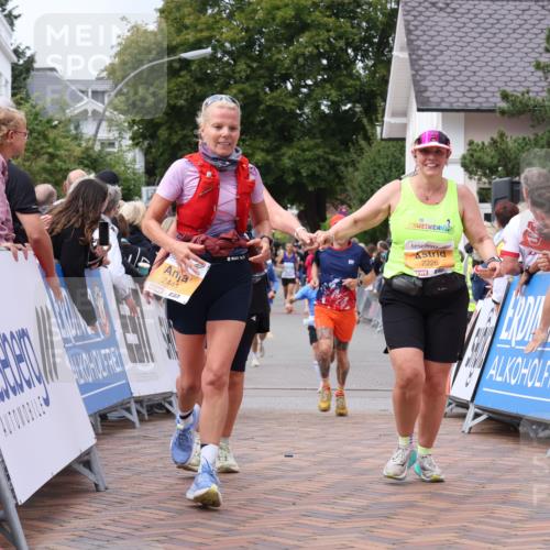 30.08.2026 - Blankeneser Heldenlauf Lena Gebhardt http://msf.ph/oto/10058507 30.08.2026 12:22:39 Ziel 2089, 2226, 2441, 2782, 4171 meine-sportfotos.de