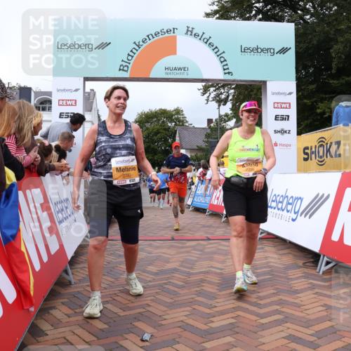 30.08.2026 - Blankeneser Heldenlauf Lena Gebhardt http://msf.ph/oto/10058525 30.08.2026 12:22:42 Ziel 2089, 2226, 2441, 2782, 4152, 4171 meine-sportfotos.de