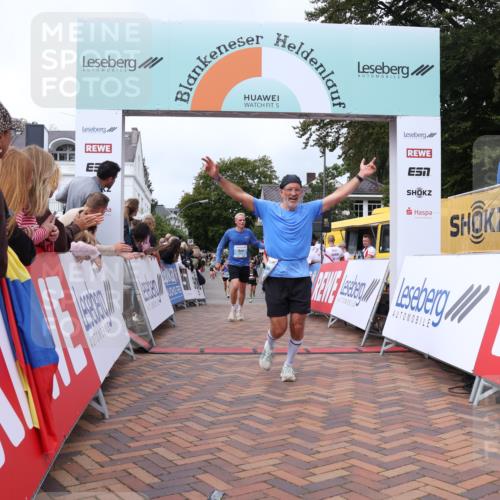 30.08.2026 - Blankeneser Heldenlauf Lena Gebhardt http://msf.ph/oto/10058542 30.08.2026 12:22:46 Ziel 2226, 2441, 2782, 4026, 4152, 4171, 4304 meine-sportfotos.de