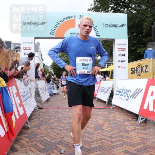 30.08.2026 - Blankeneser Heldenlauf Lena Gebhardt http://msf.ph/oto/10058570 30.08.2026 12:22:51 Ziel 2620, 4026, 4152, 4171, 4304, 4318, 4319, 4448 meine-sportfotos.de