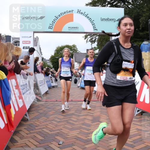 30.08.2026 - Blankeneser Heldenlauf Lena Gebhardt http://msf.ph/oto/10058581 30.08.2026 12:22:53 Ziel 2620, 4026, 4152, 4304, 4318, 4319, 4448 meine-sportfotos.de