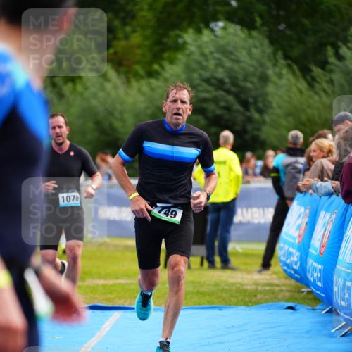 30.08.2026 - Elbe Triathlon Hamburg LAZAROV Photography http://msf.ph/oto/10058584 30.08.2026 11:29:30 Ziel 648, 749, 1078, 1183 meine-sportfotos.de
