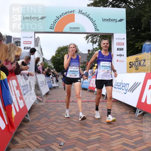 30.08.2026 - Blankeneser Heldenlauf Lena Gebhardt http://msf.ph/oto/10058585 30.08.2026 12:22:54 Ziel 2620, 4026, 4304, 4318, 4319, 4448 meine-sportfotos.de