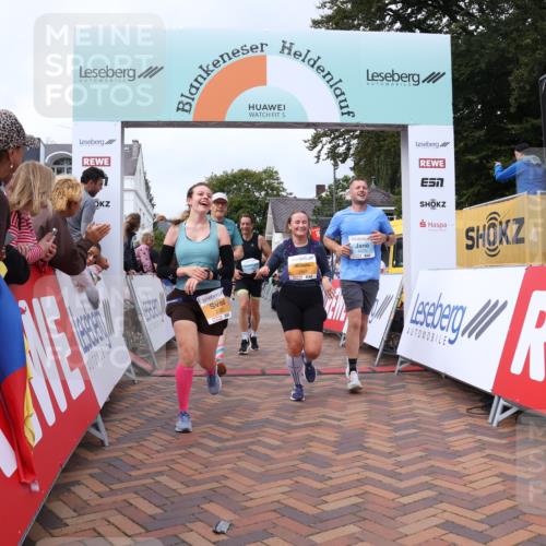 30.08.2026 - Blankeneser Heldenlauf Lena Gebhardt http://msf.ph/oto/10058630 30.08.2026 12:23:00 Ziel 2151, 2381, 2941, 4188, 4297, 4318, 4319, 4370, 4448 meine-sportfotos.de