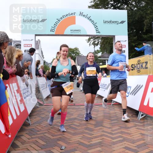 30.08.2026 - Blankeneser Heldenlauf Lena Gebhardt http://msf.ph/oto/10058633 30.08.2026 12:23:00 Ziel 2151, 2381, 2941, 4188, 4297, 4318, 4319, 4370, 4448 meine-sportfotos.de
