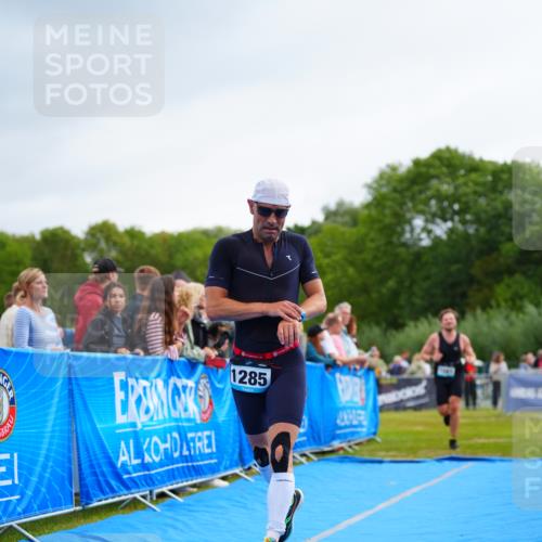 30.08.2026 - Elbe Triathlon Hamburg LAZAROV Photography http://msf.ph/oto/10058671 30.08.2026 11:30:16 Ziel 798, 1081, 1285 meine-sportfotos.de