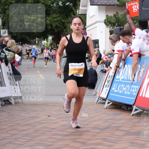 30.08.2026 - Blankeneser Heldenlauf Lena Gebhardt http://msf.ph/oto/10058674 30.08.2026 12:23:08 Ziel 2151, 2487, 4188, 4297 meine-sportfotos.de