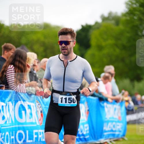30.08.2026 - Elbe Triathlon Hamburg LAZAROV Photography http://msf.ph/oto/10058691 30.08.2026 11:30:33 Ziel 646, 714, 827, 1150 meine-sportfotos.de