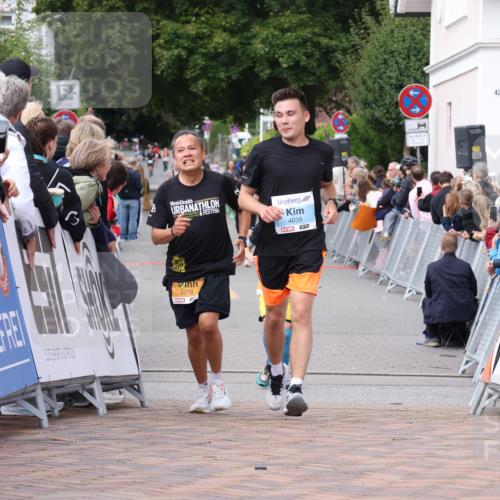 30.08.2026 - Blankeneser Heldenlauf Lena Gebhardt http://msf.ph/oto/10058756 30.08.2026 12:23:30 Ziel 2378, 4039, 4163, 4282 meine-sportfotos.de