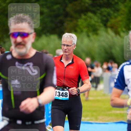 30.08.2026 - Elbe Triathlon Hamburg LAZAROV Photography http://msf.ph/oto/10058758 30.08.2026 11:31:53 Ziel 711, 1016, 1308, 1348 meine-sportfotos.de