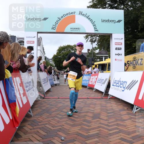 30.08.2026 - Blankeneser Heldenlauf Lena Gebhardt http://msf.ph/oto/10058786 30.08.2026 12:23:37 Ziel 2378, 2661, 2877, 4039 meine-sportfotos.de