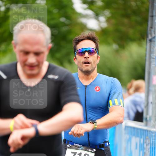 30.08.2026 - Elbe Triathlon Hamburg LAZAROV Photography http://msf.ph/oto/10058817 30.08.2026 11:32:21 Ziel 716, 729, 1026, 1369, 1438 meine-sportfotos.de