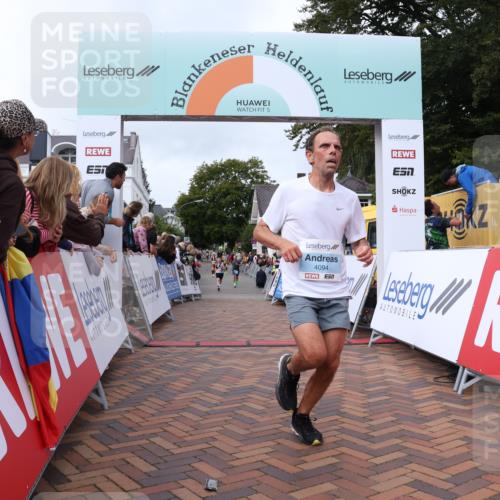 30.08.2026 - Blankeneser Heldenlauf Lena Gebhardt http://msf.ph/oto/10058822 30.08.2026 12:23:44 Ziel 2661, 2877, 4094 meine-sportfotos.de