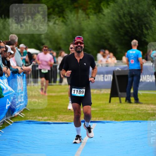 30.08.2026 - Elbe Triathlon Hamburg LAZAROV Photography http://msf.ph/oto/10058845 30.08.2026 11:32:32 Ziel 509, 690, 1086, 1189, 1222 meine-sportfotos.de