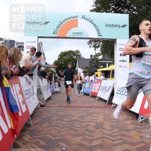 30.08.2026 - Blankeneser Heldenlauf Lena Gebhardt http://msf.ph/oto/10058893 30.08.2026 12:24:12 Ziel 2025, 4027, 4261, 4410 meine-sportfotos.de