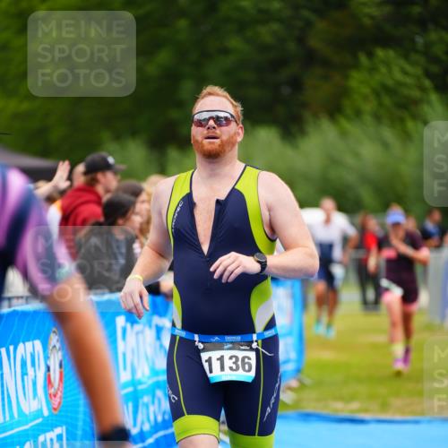 30.08.2026 - Elbe Triathlon Hamburg LAZAROV Photography http://msf.ph/oto/10058920 30.08.2026 11:33:21 Ziel 937, 1136, 1159, 1254 meine-sportfotos.de