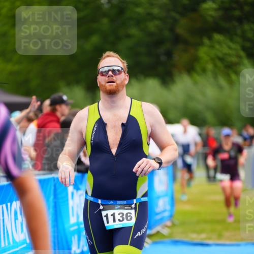 30.08.2026 - Elbe Triathlon Hamburg LAZAROV Photography http://msf.ph/oto/10058921 30.08.2026 11:33:21 Ziel 937, 1136, 1159, 1254 meine-sportfotos.de