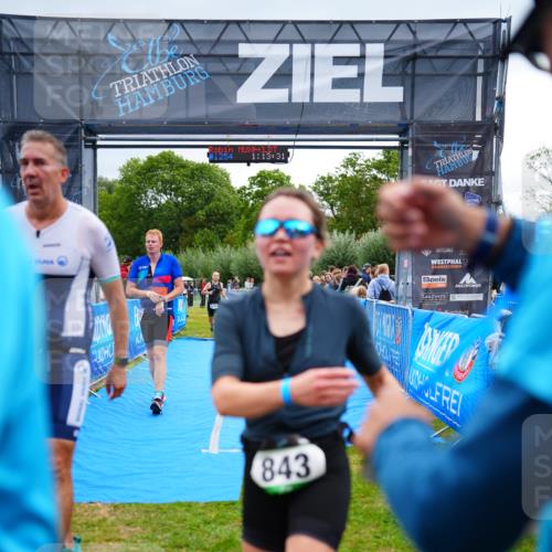 30.08.2026 - Elbe Triathlon Hamburg LAZAROV Photography http://msf.ph/oto/10058946 30.08.2026 11:33:38 Ziel 843, 1126, 1289, 1313 meine-sportfotos.de