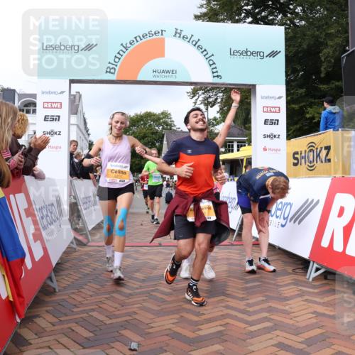 30.08.2026 - Blankeneser Heldenlauf Lena Gebhardt http://msf.ph/oto/10058960 30.08.2026 12:24:36 Ziel 2201, 2211, 2212, 4079, 4150, 4199, 4432 meine-sportfotos.de