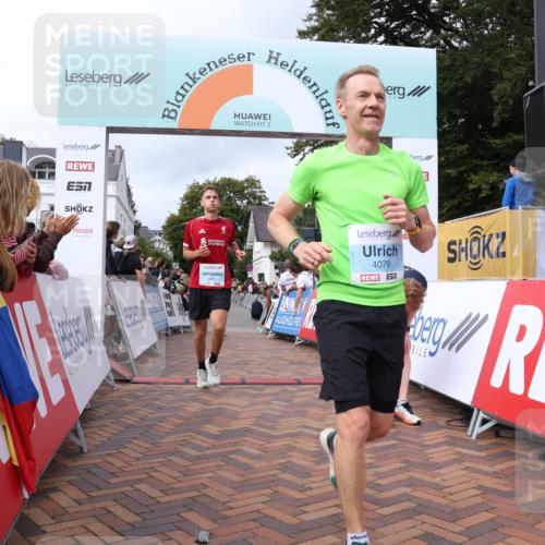 30.08.2026 - Blankeneser Heldenlauf Lena Gebhardt http://msf.ph/oto/10058992 30.08.2026 12:24:39 Ziel 2201, 2211, 2212, 2430, 4079, 4150, 4199, 4432 meine-sportfotos.de