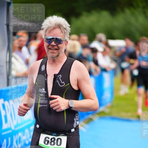 30.08.2026 - Elbe Triathlon Hamburg LAZAROV Photography http://msf.ph/oto/10059012 30.08.2026 11:33:59 Ziel 680, 863, 870, 1166, 1180, 1234, 1452 meine-sportfotos.de