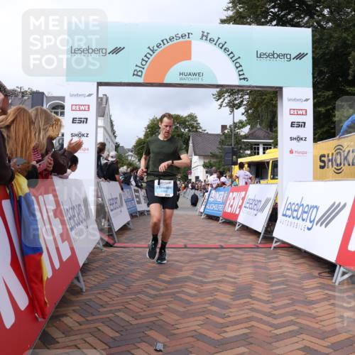 30.08.2026 - Blankeneser Heldenlauf Lena Gebhardt http://msf.ph/oto/10059051 30.08.2026 12:24:52 Ziel 4035, 4084 meine-sportfotos.de