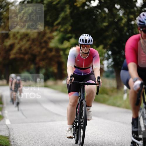 30.08.2026 - Elbe Triathlon Hamburg Michael Burmester http://msf.ph/oto/10059074 30.08.2026 11:28:01 Radfahren 1466, 1606, 1614, 1616, 1693 meine-sportfotos.de