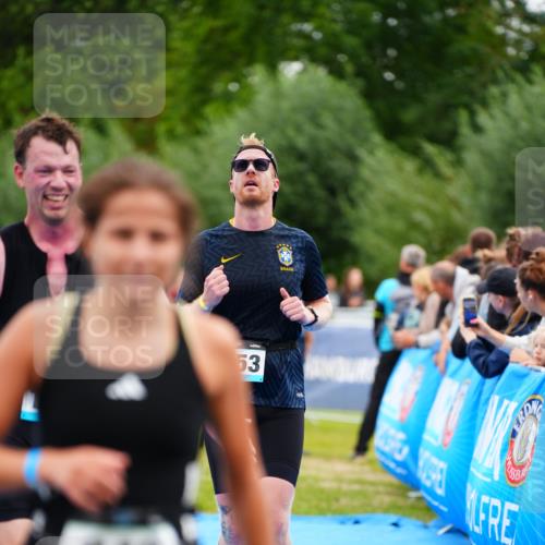 30.08.2026 - Elbe Triathlon Hamburg LAZAROV Photography http://msf.ph/oto/10059085 30.08.2026 11:34:21 Ziel 570, 848, 1149, 1153, 1199 meine-sportfotos.de