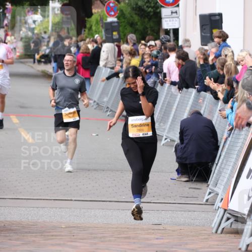 30.08.2026 - Blankeneser Heldenlauf Lena Gebhardt http://msf.ph/oto/10059107 30.08.2026 12:25:07 Ziel 2800 meine-sportfotos.de