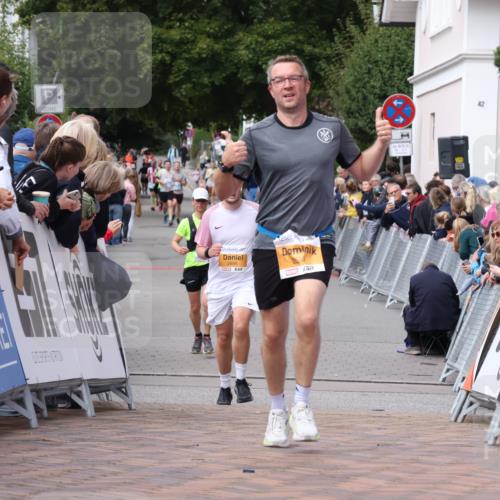 30.08.2026 - Blankeneser Heldenlauf Lena Gebhardt http://msf.ph/oto/10059161 30.08.2026 12:25:14 Ziel 2596, 2800 meine-sportfotos.de