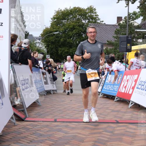 30.08.2026 - Blankeneser Heldenlauf Lena Gebhardt http://msf.ph/oto/10059181 30.08.2026 12:25:16 Ziel 2596, 2800, 2855 meine-sportfotos.de