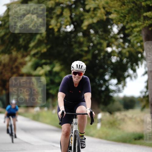 30.08.2026 - Elbe Triathlon Hamburg Michael Burmester http://msf.ph/oto/10059182 30.08.2026 11:29:01 Radfahren 1479, 1551, 1588, 1636, 1646 meine-sportfotos.de