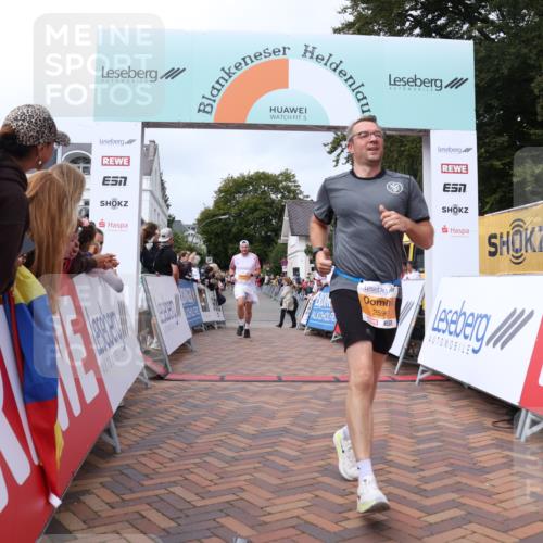 30.08.2026 - Blankeneser Heldenlauf Lena Gebhardt http://msf.ph/oto/10059194 30.08.2026 12:25:17 Ziel 2596, 2800, 2855, 4154 meine-sportfotos.de