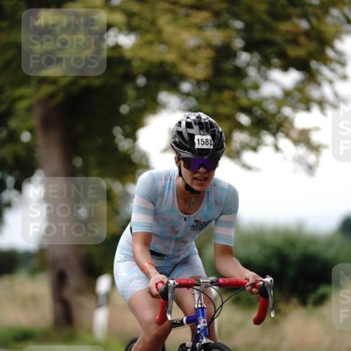 30.08.2026 - Elbe Triathlon Hamburg Michael Burmester http://msf.ph/oto/10059210 30.08.2026 11:29:09 Radfahren 1551, 1563, 1588, 1669, 1674 meine-sportfotos.de