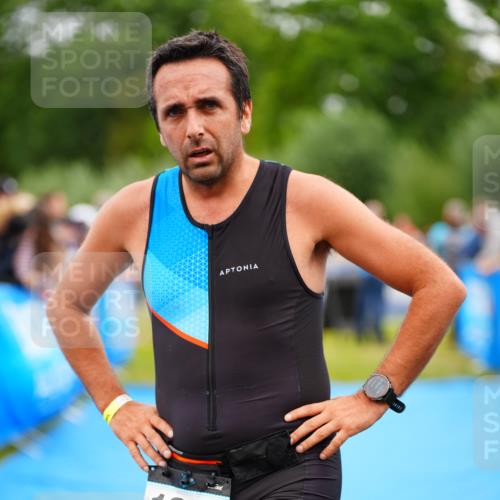 30.08.2026 - Elbe Triathlon Hamburg LAZAROV Photography http://msf.ph/oto/10059265 30.08.2026 11:35:13 Ziel 826, 1137 meine-sportfotos.de