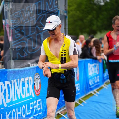 30.08.2026 - Elbe Triathlon Hamburg LAZAROV Photography http://msf.ph/oto/10059312 30.08.2026 11:35:24 Ziel 780, 831, 1318 meine-sportfotos.de