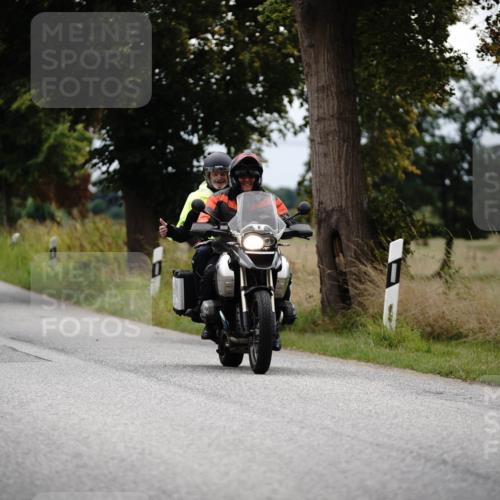 30.08.2026 - Elbe Triathlon Hamburg Michael Burmester http://msf.ph/oto/10059318 30.08.2026 11:30:06 Radfahren  meine-sportfotos.de