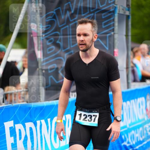 30.08.2026 - Elbe Triathlon Hamburg LAZAROV Photography http://msf.ph/oto/10059368 30.08.2026 11:35:37 Ziel 961, 1177, 1237 meine-sportfotos.de