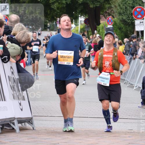 30.08.2026 - Blankeneser Heldenlauf Lena Gebhardt http://msf.ph/oto/10059386 30.08.2026 12:25:59 Ziel 2248, 4452 meine-sportfotos.de