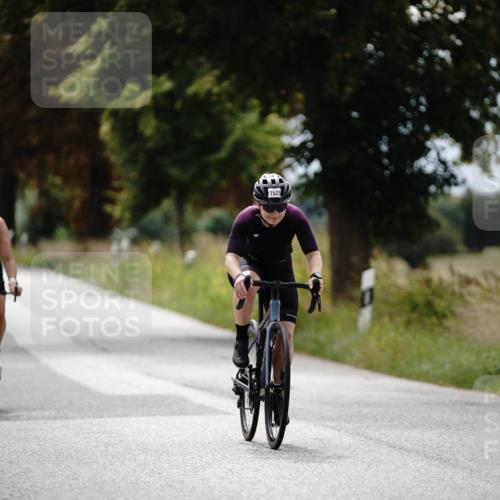 30.08.2026 - Elbe Triathlon Hamburg Michael Burmester http://msf.ph/oto/10059423 30.08.2026 11:31:09 Radfahren 1372, 1525, 1717 meine-sportfotos.de